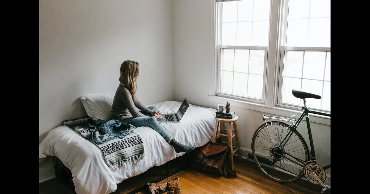 Your Teen's First College Apartment: Tips, Tricks & Hacks They'll Need to  Know - Raising Teens Today